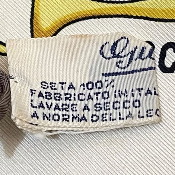 Vintage Gucci Brown and Gold Equestrian Print 35" Square 100 % Silk Scarf - Picture 5 of 8